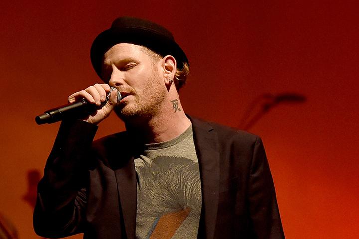 Corey Taylor Gabung Band Tiruan Slipknot?